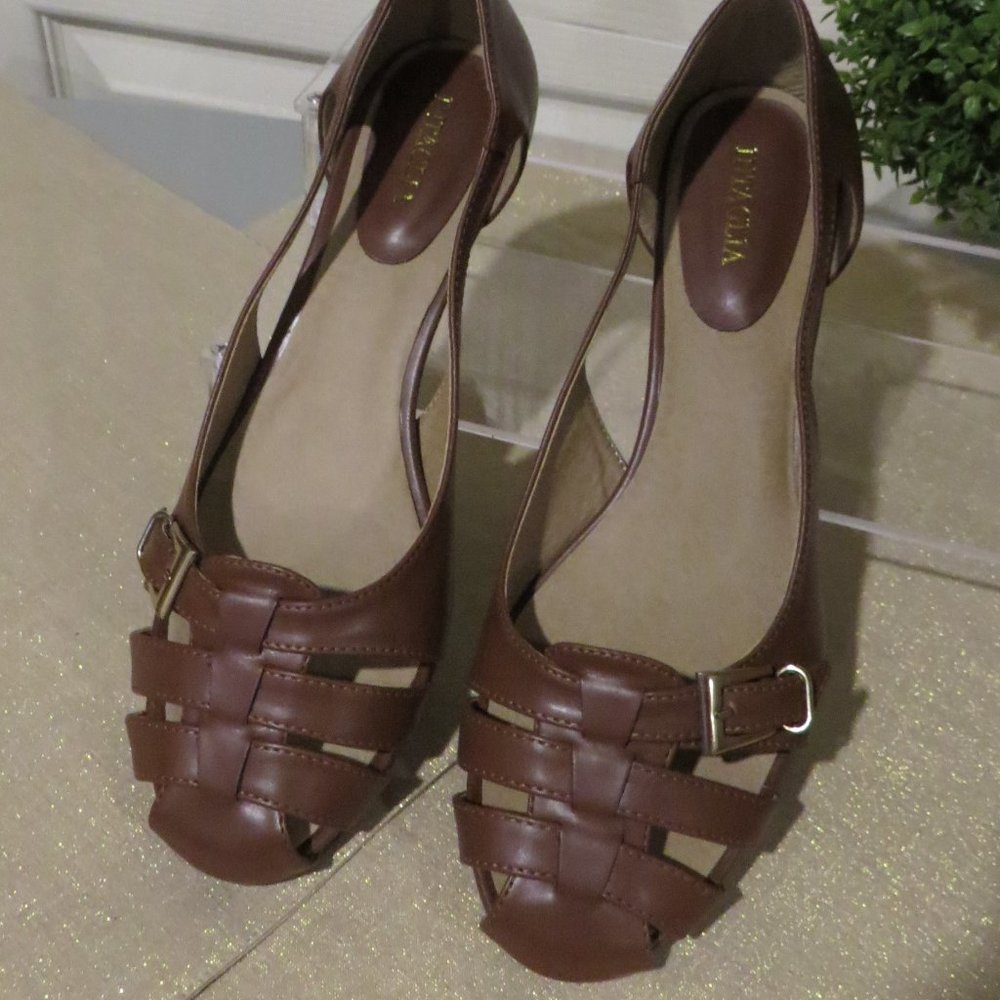 NWOT Intaglia Dressy Sandal Sz 9 1/2 Medium